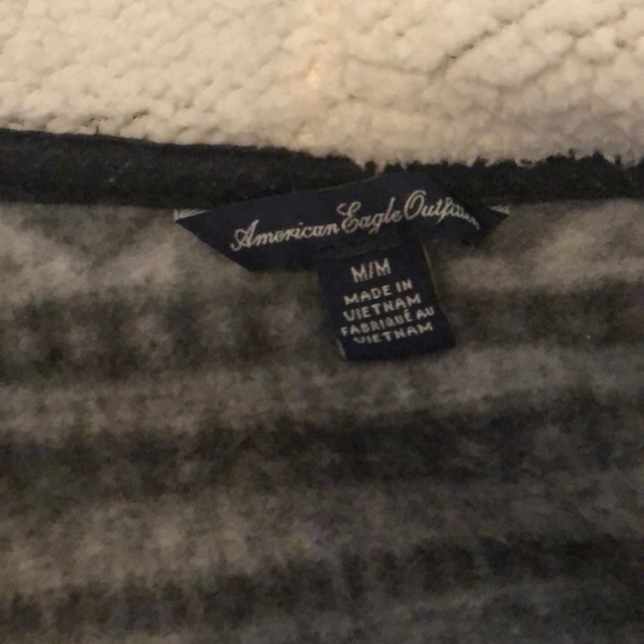 Sherpa winter Hoodie! - Picture 3 of 4